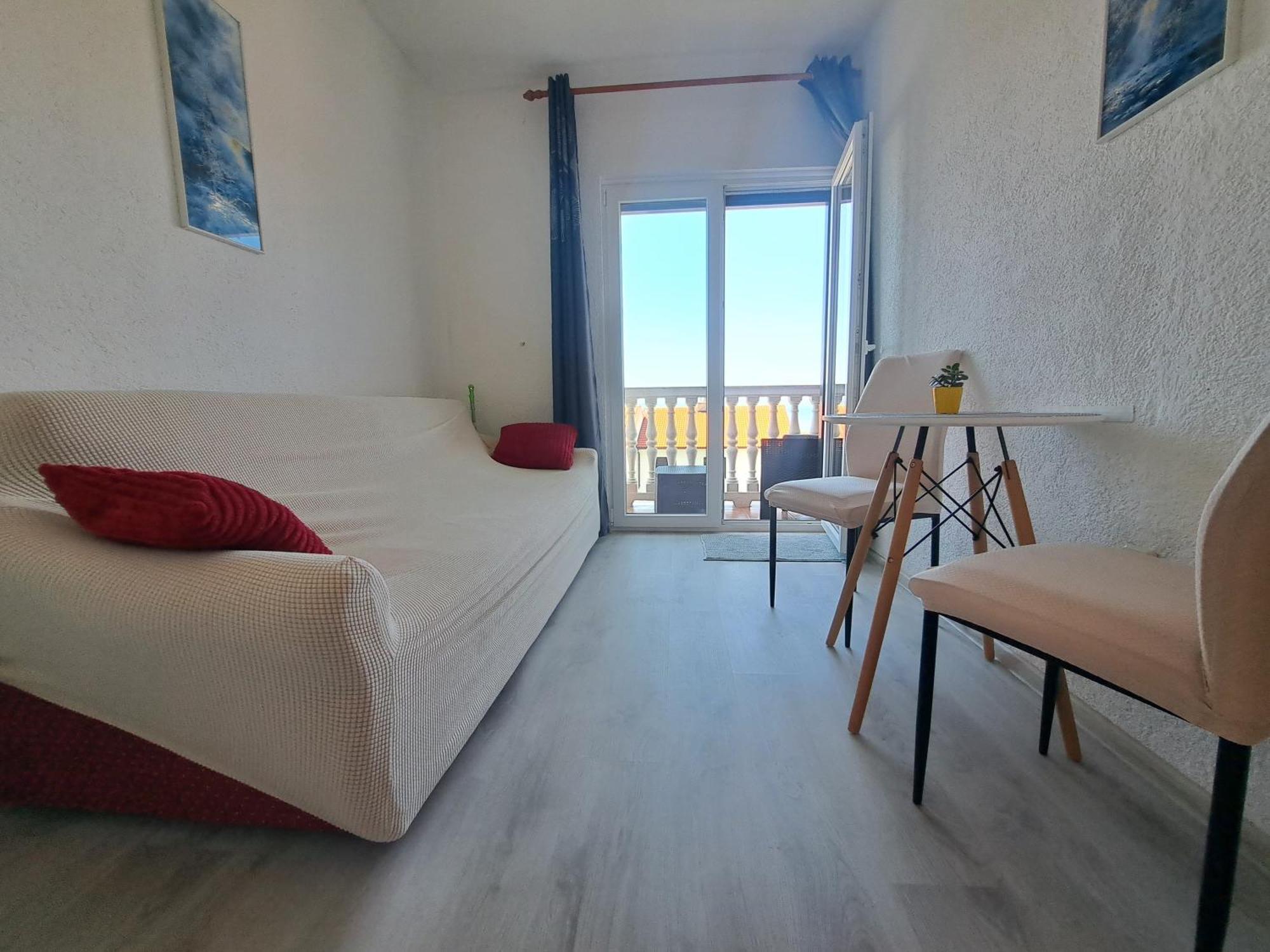 Guest House Angela Senj  Extérieur photo